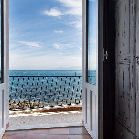 Bed and Breakfast Nereidi Санта-Флавия Экстерьер фото
